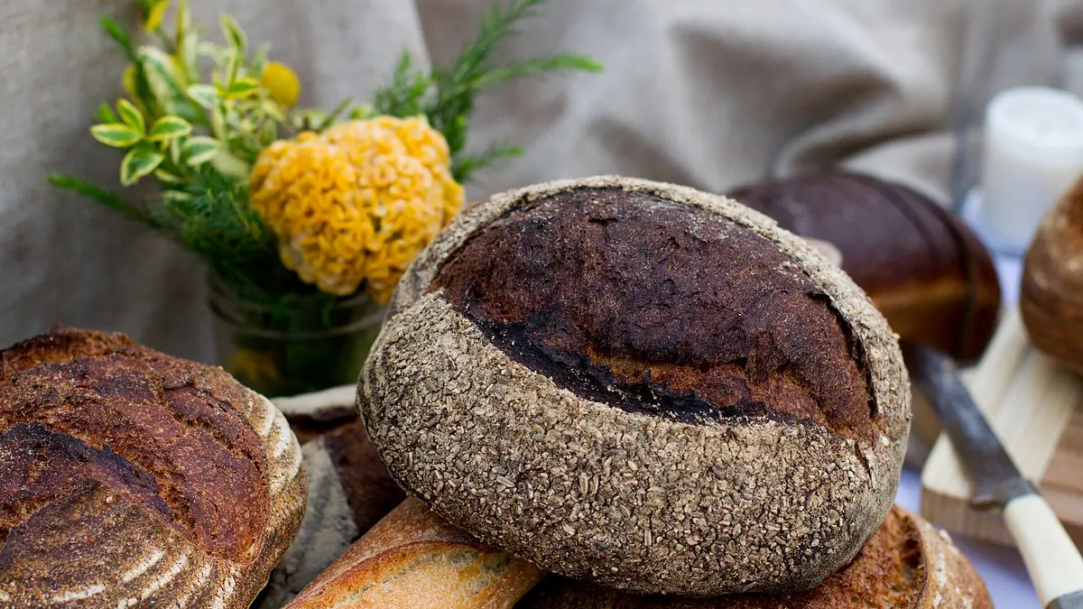 Piglets Junkyard Bakehouse – artisan bakery in Thorpe, Chertsey